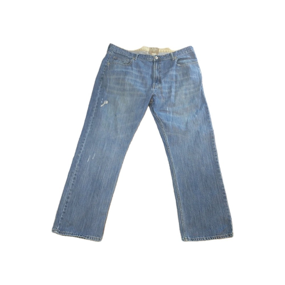 Wrangler Mens Straight Fit Jean 42x30 Medium Wash Blue Cotton 95CAWNN Distressed